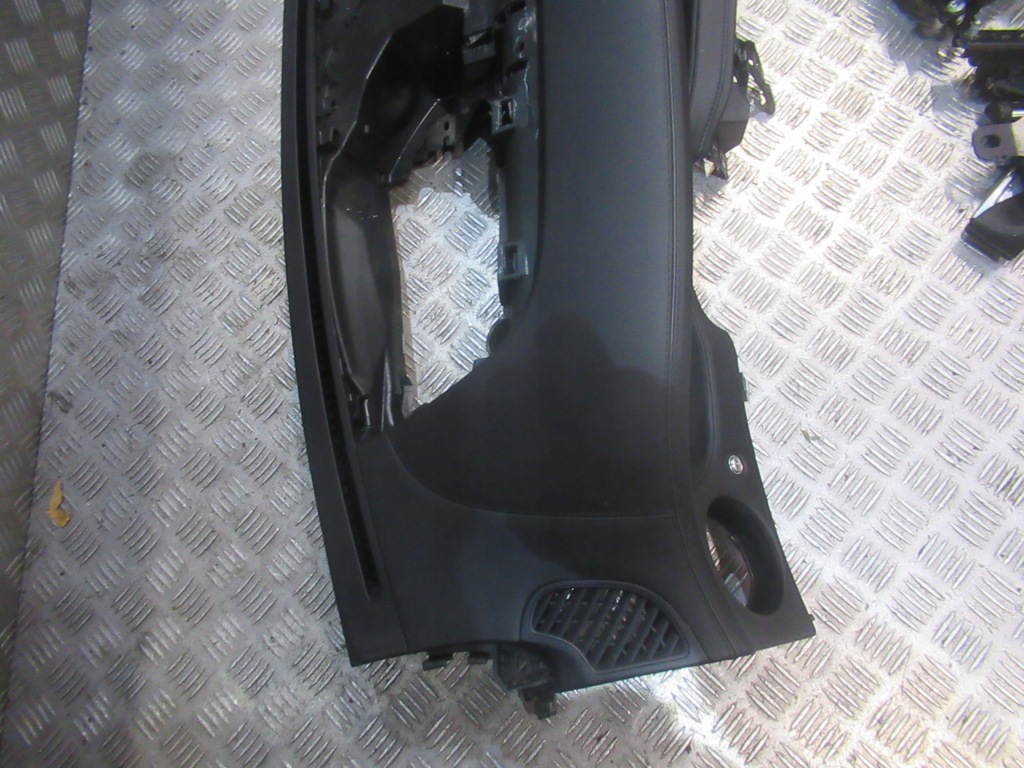 фото №13, Mercedes s-klasa w222 панель приладів консоль ремені подушки безпеки шкіра прострочена orginal