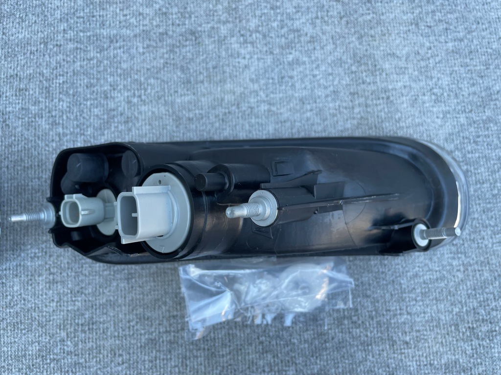 фото №9, Toyota supra mk4 комплект поворотник w бампер