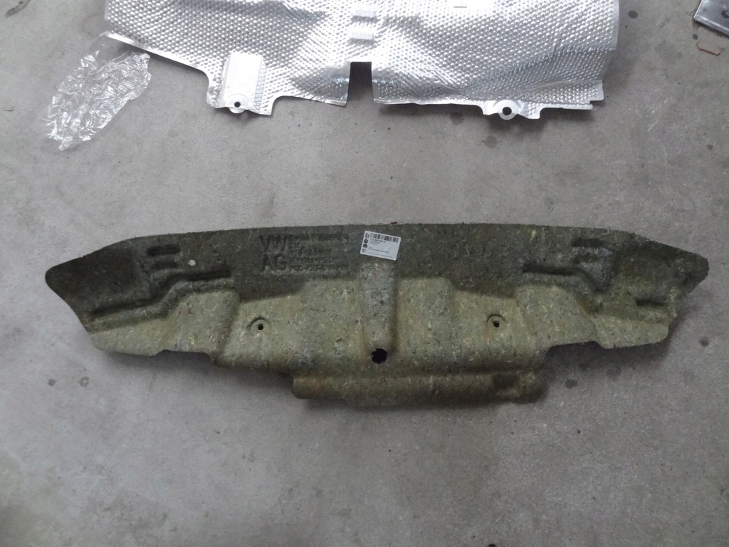 фото №16, Шумоизоляция капот жабо vw caddy 1t0863993g