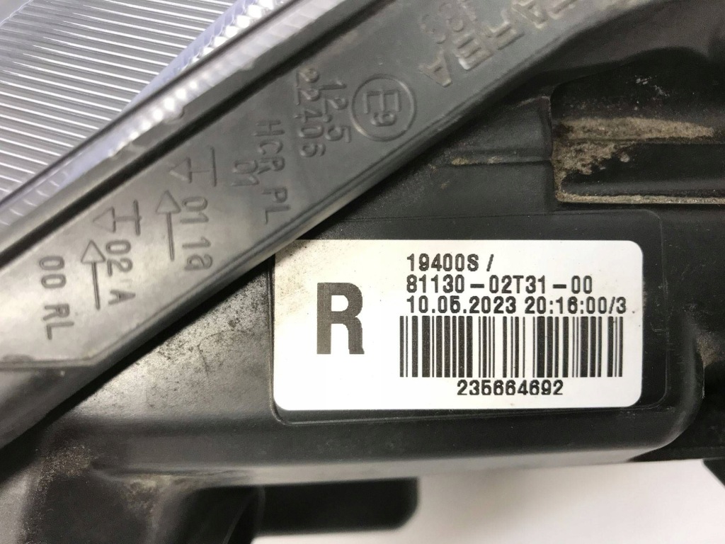 Toyota оригинальный номер 8113002t31 corolla 19- фара передняя правый  led Киев