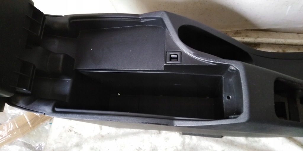 фото №13, Altea toledo iii подлокотник туннель средний 04-09r