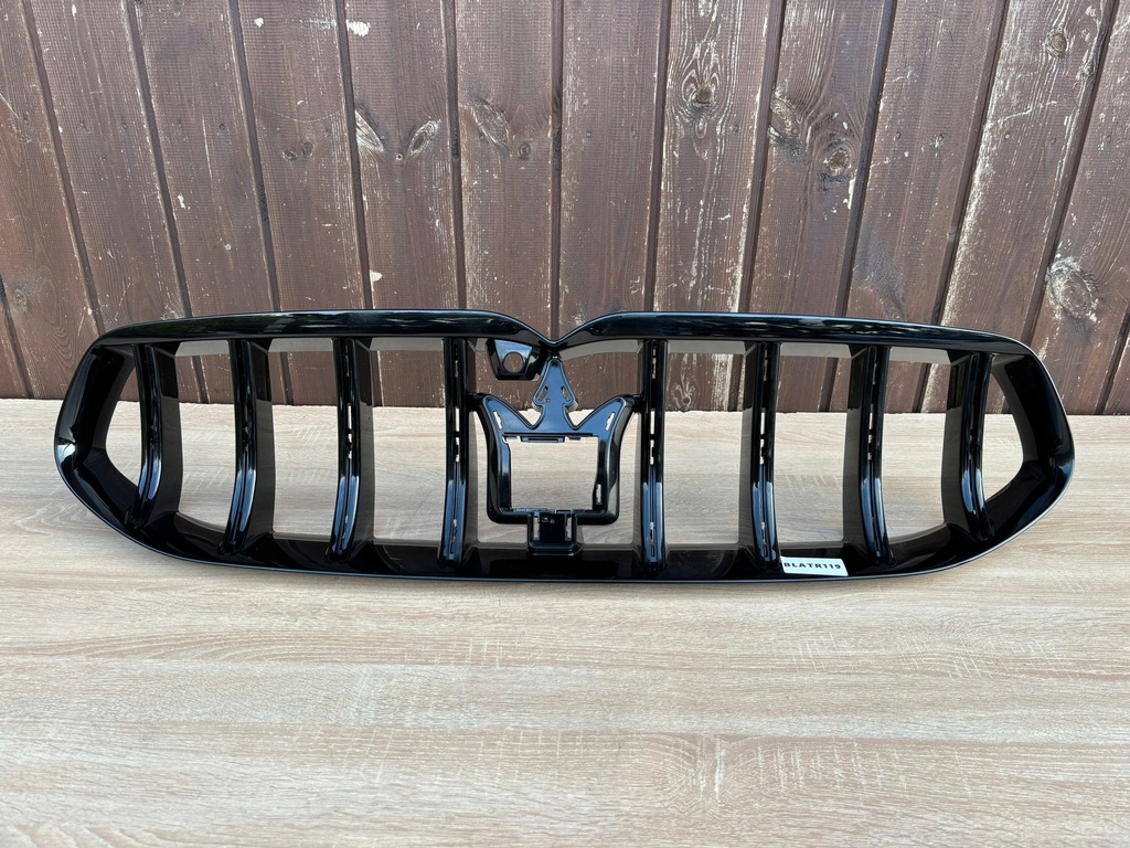 фото №1, Maserati grecale решітка радіатора решітка радіатора + кронштейн камери 670170829 blatr119