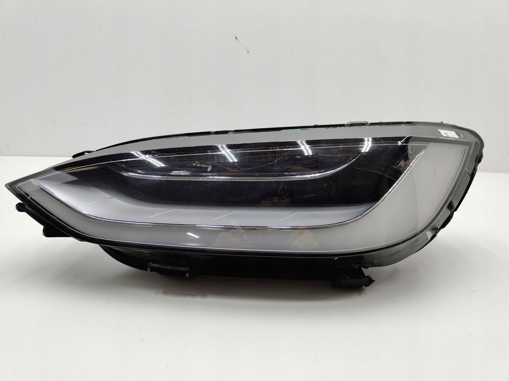 фото №1, Лампа левая передняя tesla x nowa 1034318