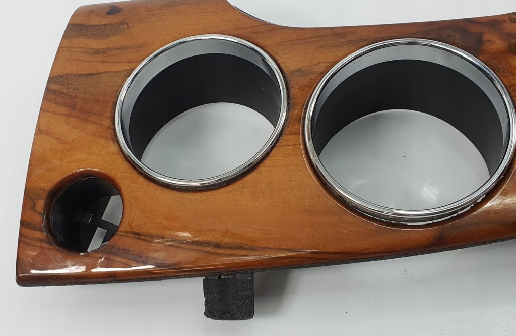 Рамка декоративная  защита спидометра jaguar xkr x100 xk8 Недорого