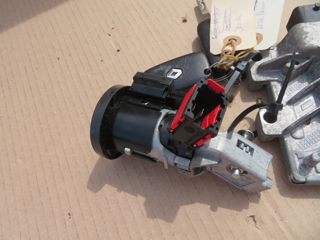 фото №4, Бортовий комп'ютер renault i замок запалювання fluence ze 237d40048r 2009-2012