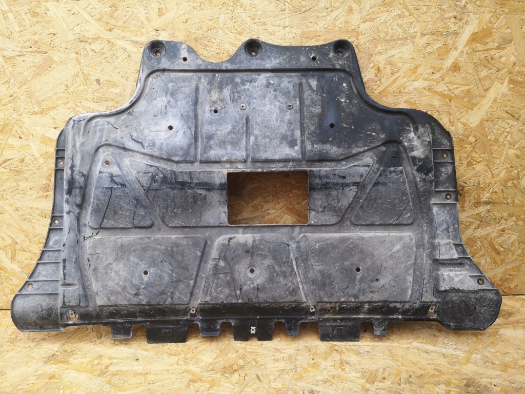 фото №1, Audi q3 83a захист pod двигун 83a825236