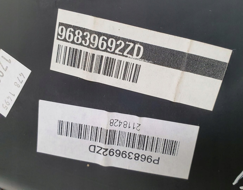 фото №6, Оббивка обшивка двері лівий перед citroen berlingo ii 9681235277 euro