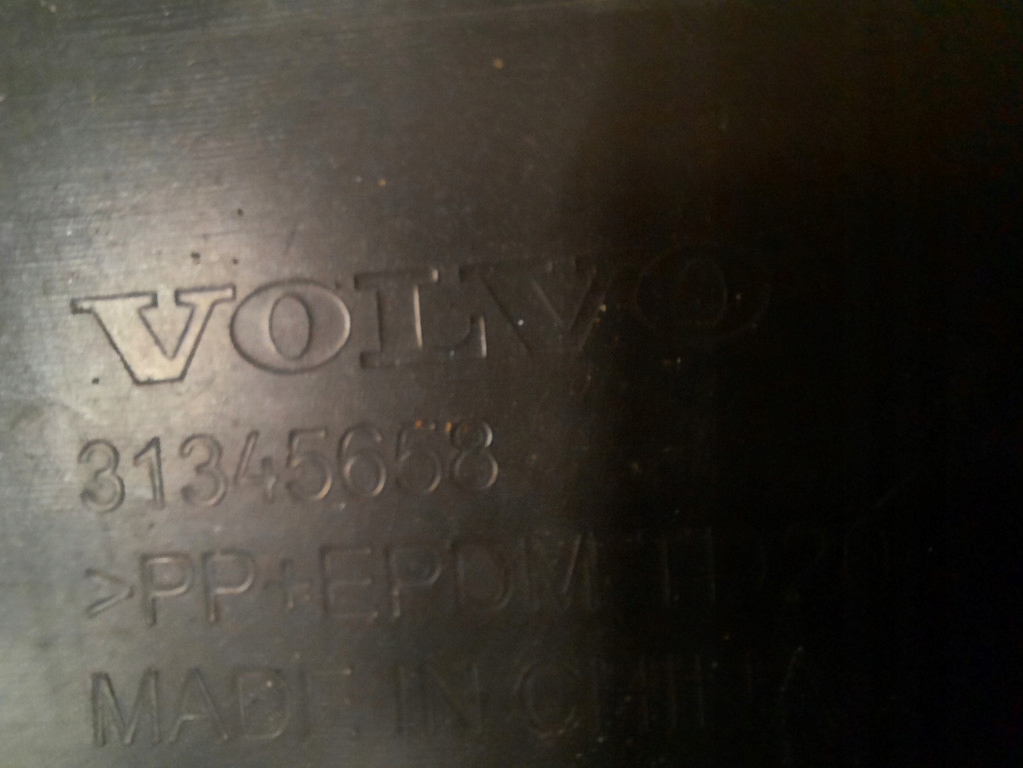 фото №9, Volvo ex30 23- бампер перед передній 31345658