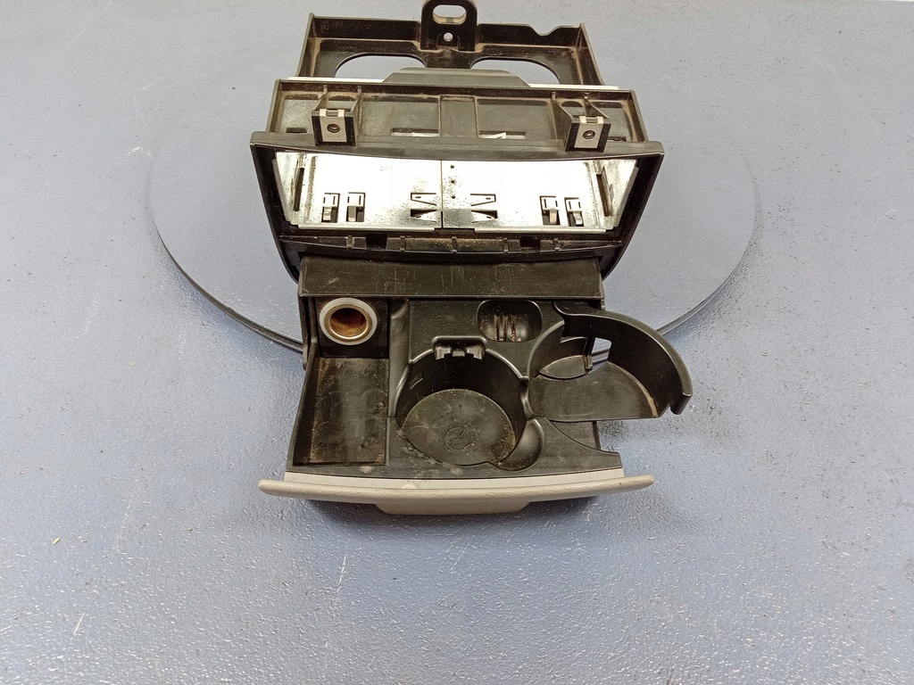 фото №5, Sprinter w906 попільничка кронштейн na чашка