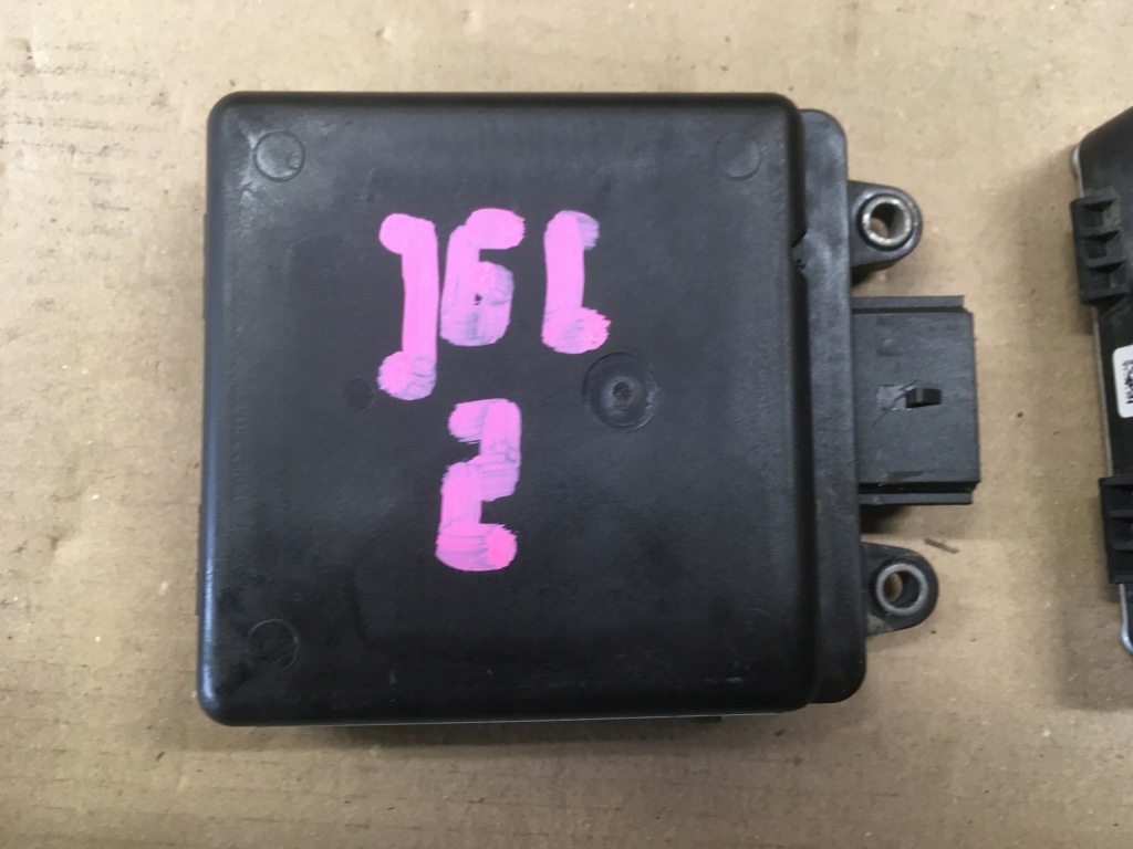 Купить Модуль радар jeep grand cherokee wk2 рестайлинг  68137930ai