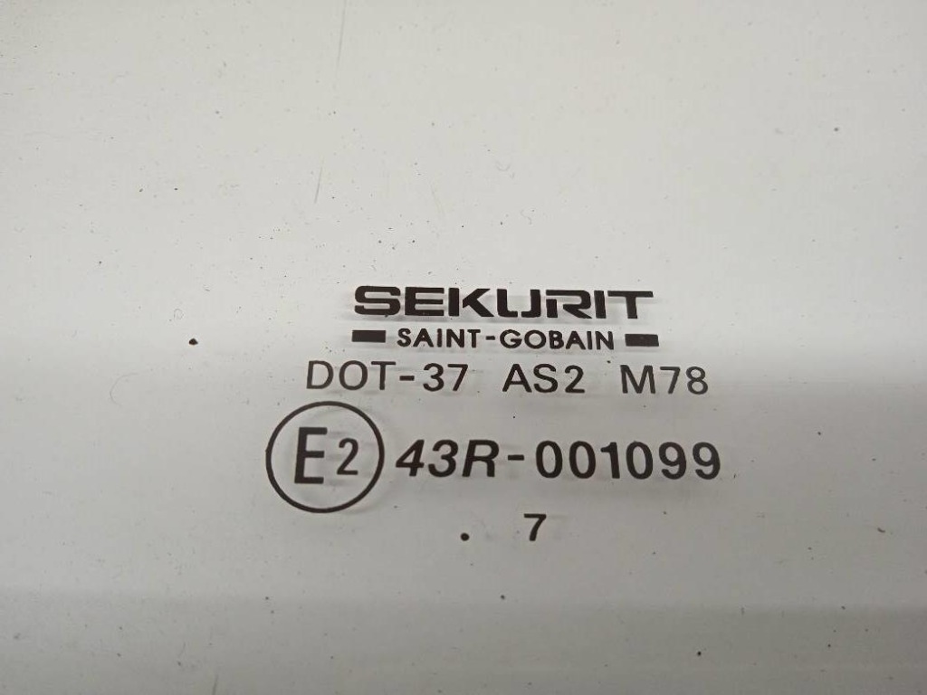 фото №2, Скло двері права 07 r 43r-001099 iveco eurotech