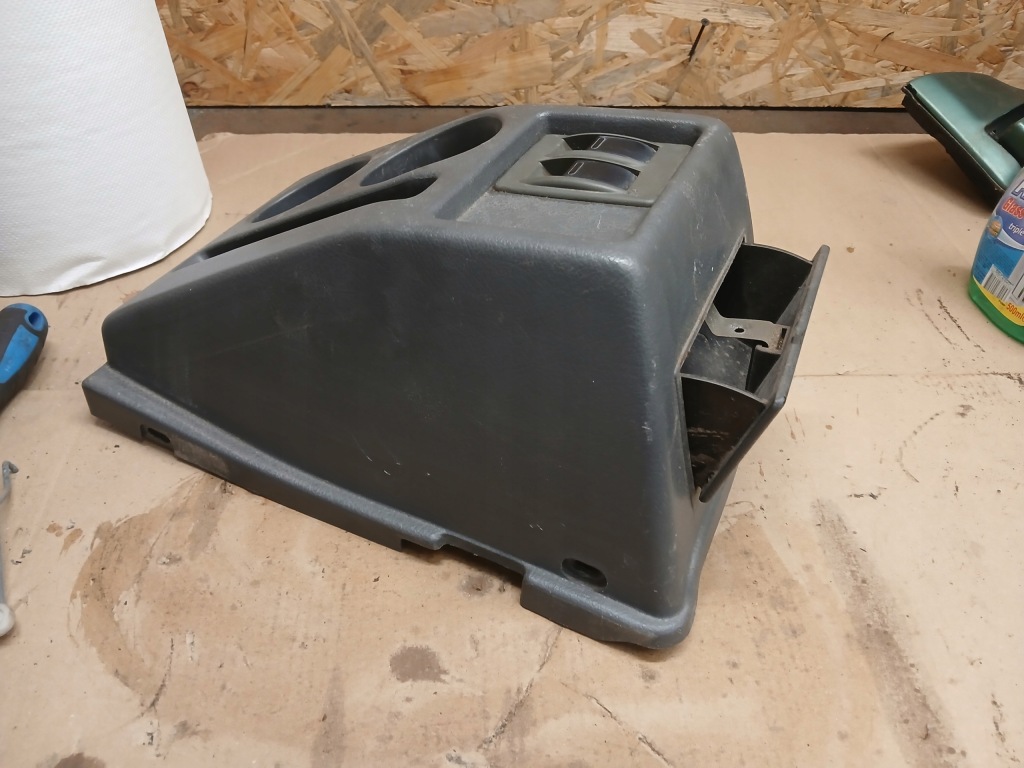 Suzuki vitara i 2.0 v6 тунель / підсклянник в Україні