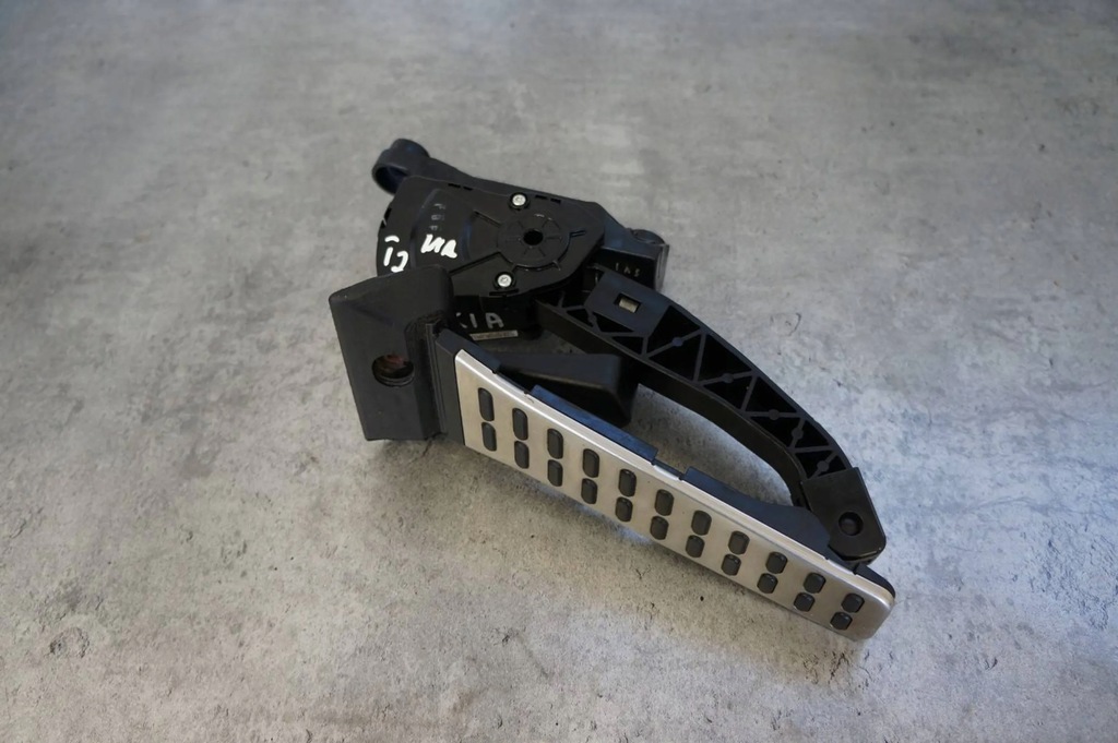 фото №1, Педаль газа потенциометр kia optima iii 1.7 автоматическая коробка передач