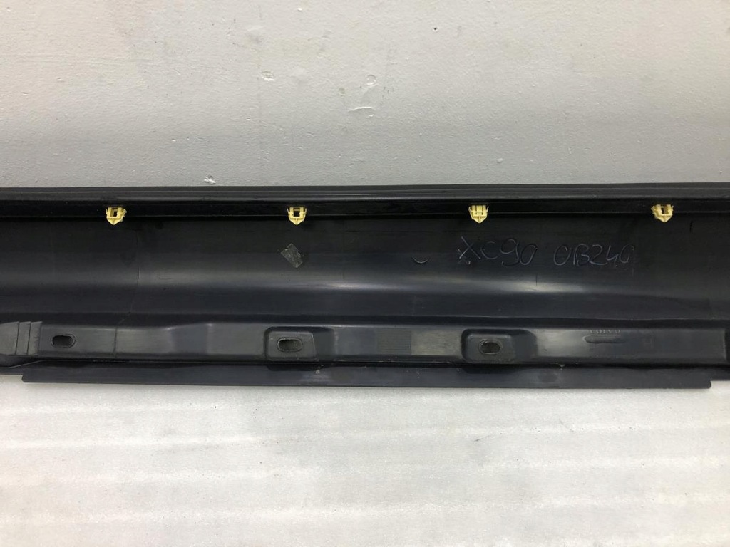фото №12, Молдинг накладка порог правая 30653723 volvo xc90