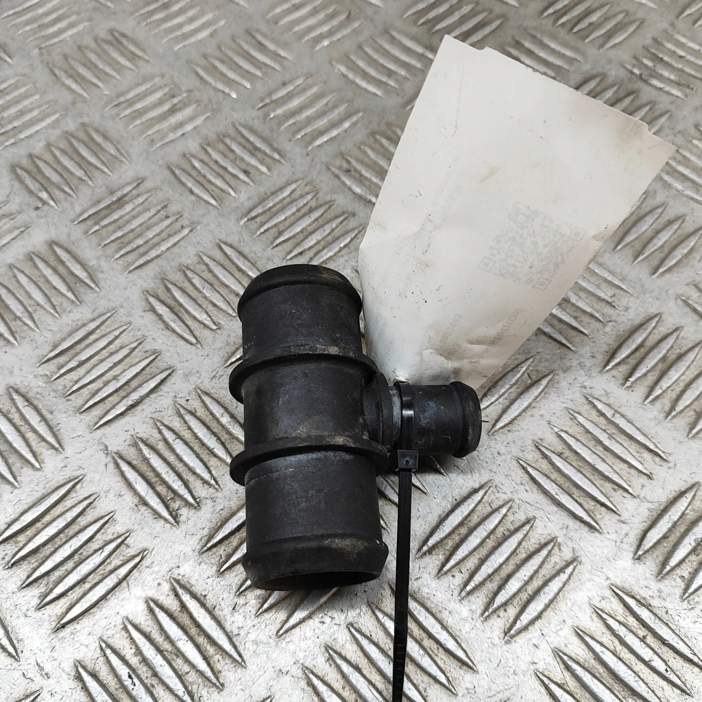 фото №4, Land rover range rover sport l494 2018 шланг / wąż радиатора