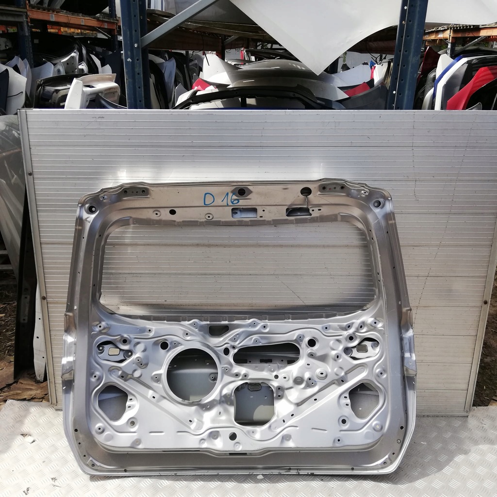 фото №2, D16 крышка багажника toyota crusade fortuner