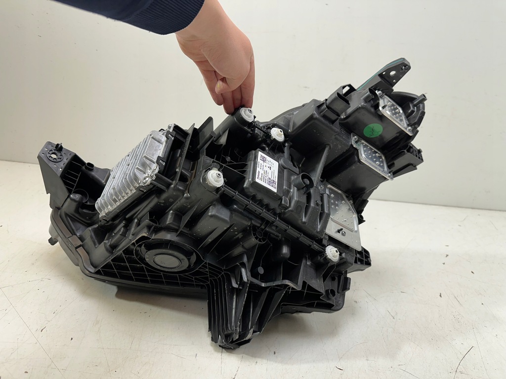 фото №13, Лампа права перед polestar 4 iv full led 80029299