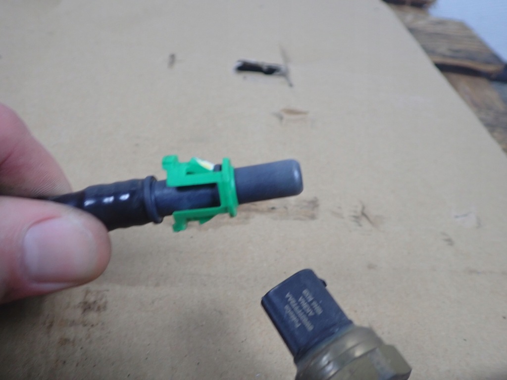 фото №7, Шланг паливний з датчиком jaguar xj x351 long europa 8w839f972aa 5907