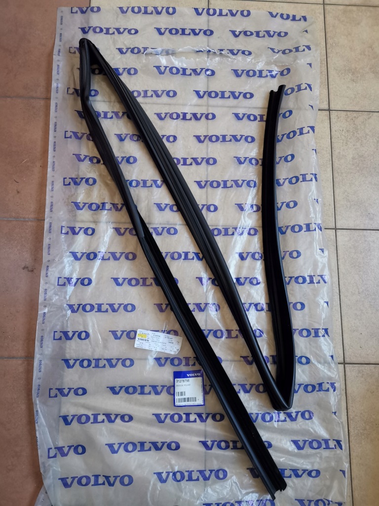 фото №1, Volvo xc90 прокладка стекло стекло