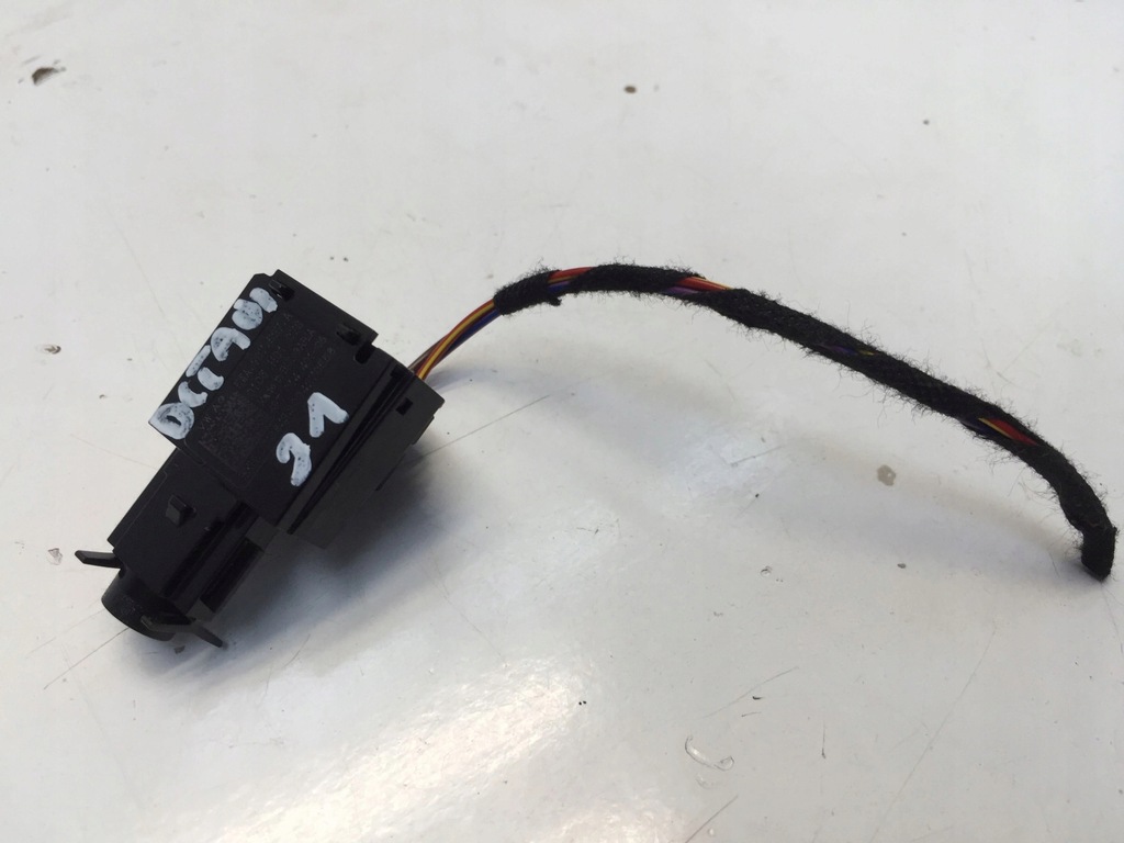 фото №1, Octavia iv 4 2021 датчик температуры внутренней