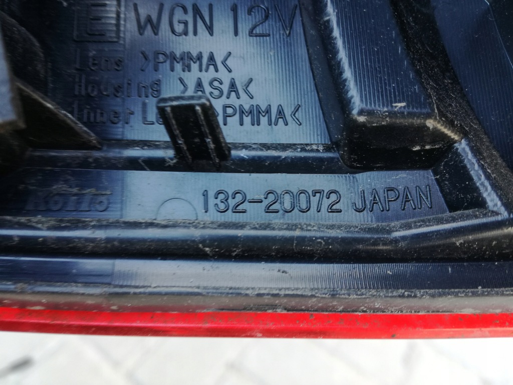 фото №3, Outback iv 2009-2014 rok лампа w крышка задняя правая