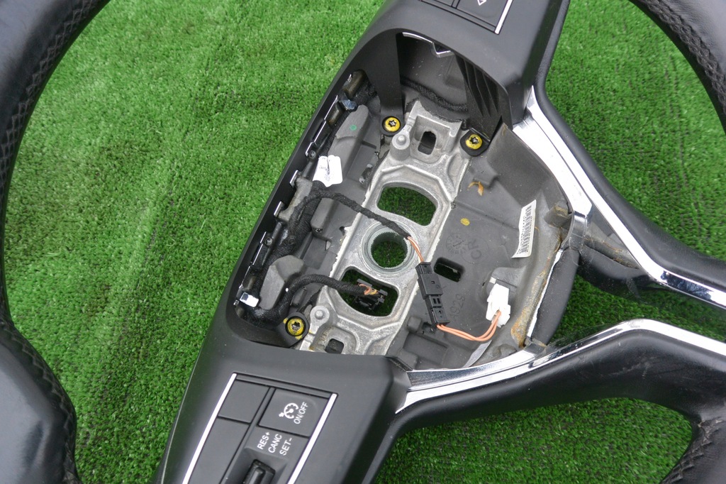 фото №11, Ghibli quattroporte воздуховод кожа czarna multi