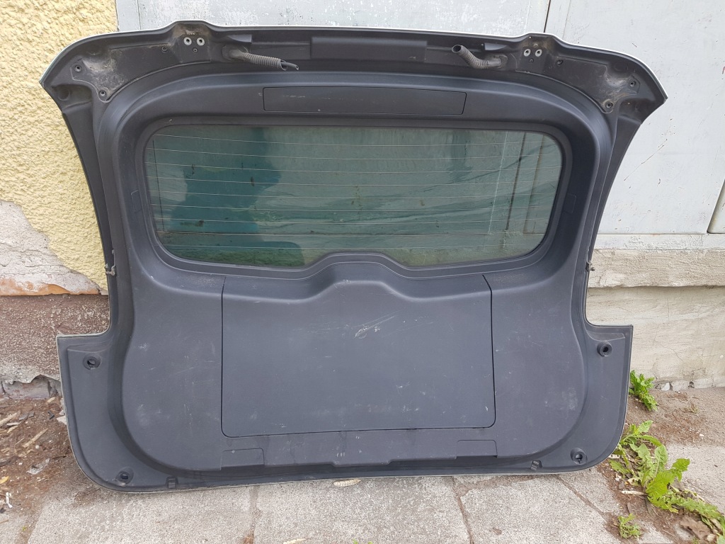 фото №2, Крышка багажника крышка mazda 5 2005-2010 rok оригинал