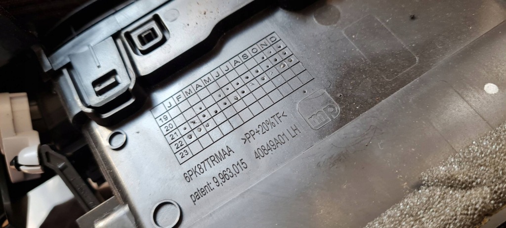 Jeep grand cherokee wl 2022 решітка обдув середня консолі 6pk87trmaa Ціна