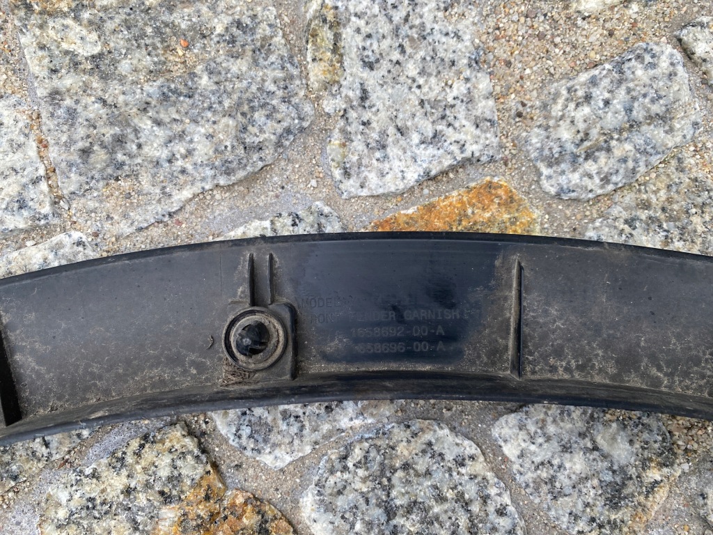 Купить Tesla model y молдинг крыла левая перед 1658691-00-a оригинал