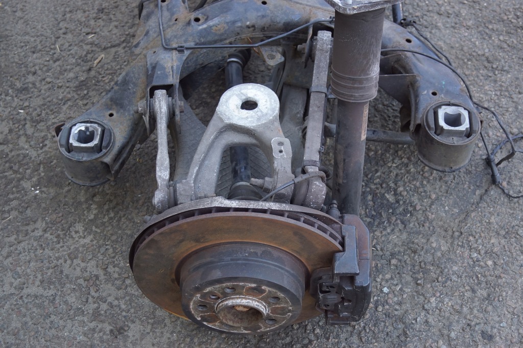 фото №8, Балка подрамник подвеска задняя bmw x5 e70