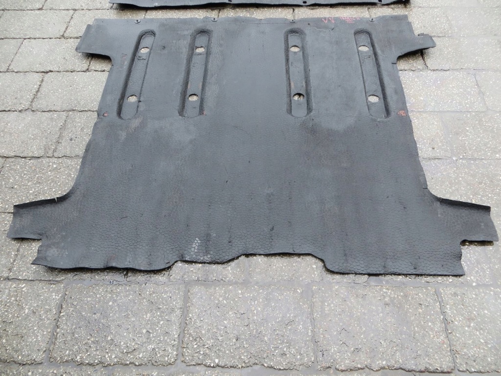 фото №1, Trafic vivaro ii обшивка багажника 01-