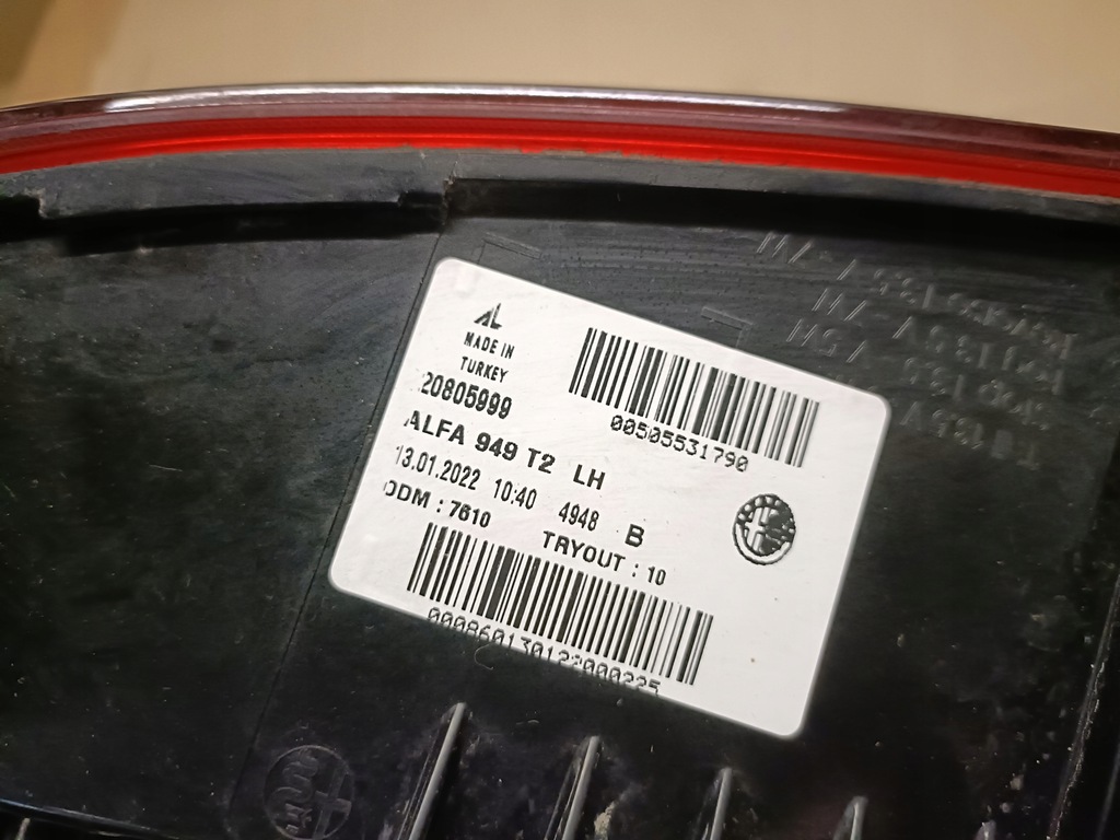 фото №3, Alfa romeo stelvio лампа крышки багажника левая