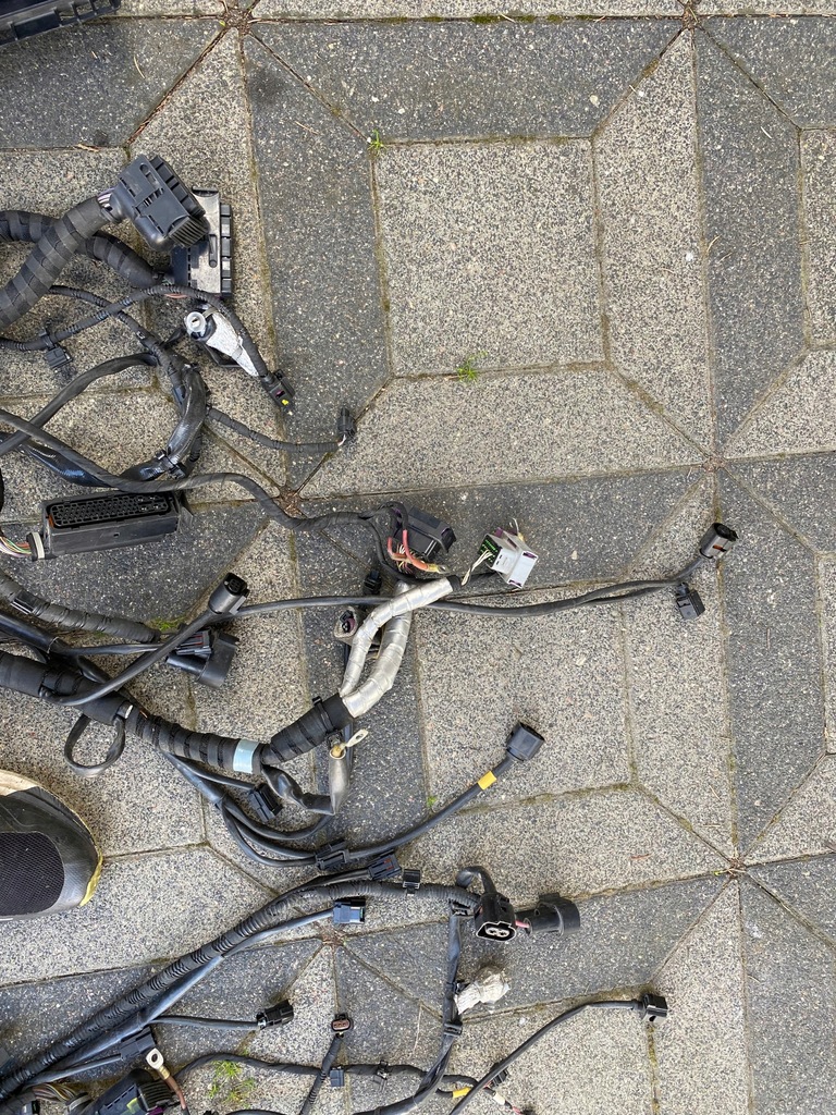 фото №6, Lamborghini aventador електропроводка джгут кабелі