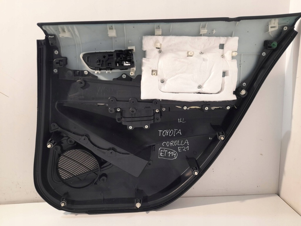 фото №10, Toyota corolla e210 e21 обшивка дверь задний левый kombi 67614-02700 et114