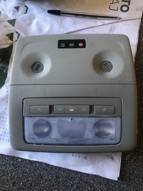 фото №1, Opel meriva b лампа потолок большая