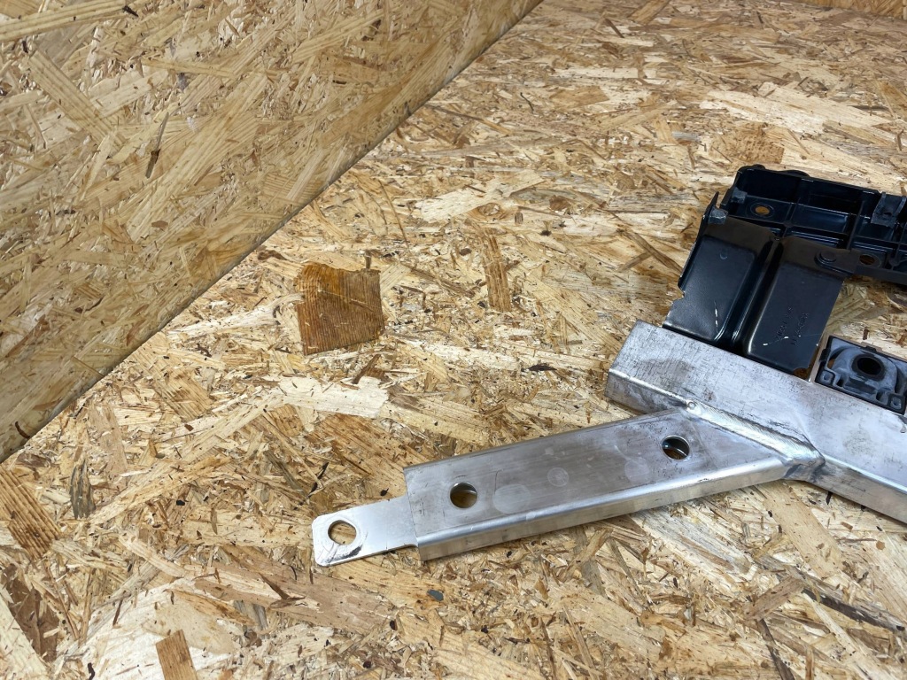 Ремінь передній підсилювач верхній передній volvo xc90 2 32244774 31425917 2015- Київ