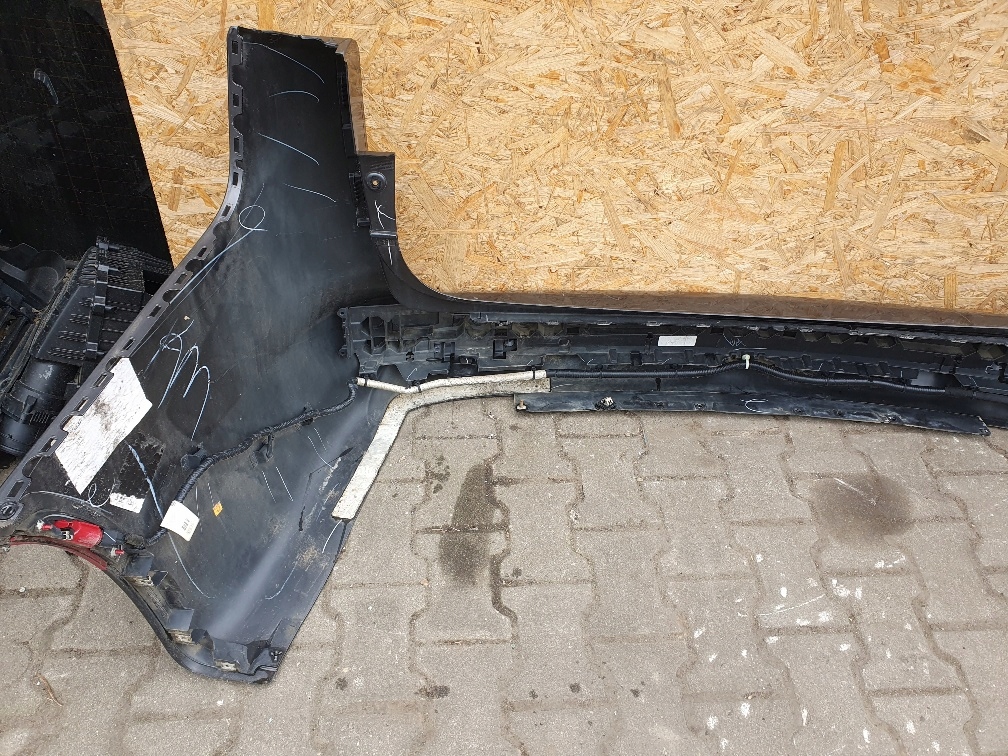 Купити Pacifica 2 lx 2016-25 бампер задній комплектний  pau оригінал super стан