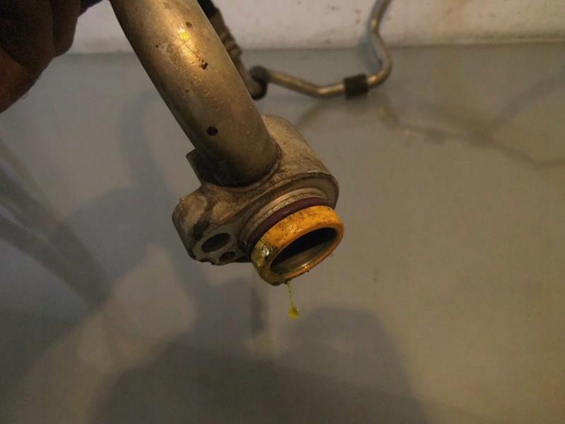 фото №4, Пабтрубок  трубка кондиционера vw touran 1.9 tdi 05r