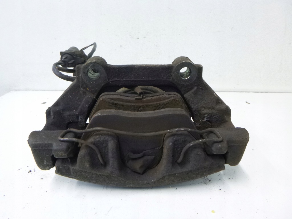 фото №4, Супорт гальмівний перед audi a6 c5 2.8 1999r.