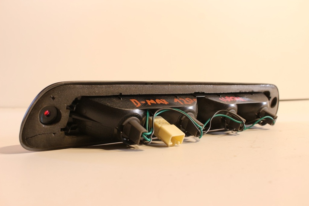 фото №7, Третий свет стоп isuzu d-max