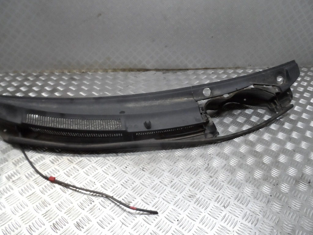 фото №1, Жабо пластиковий toyota yaris ii 06-11