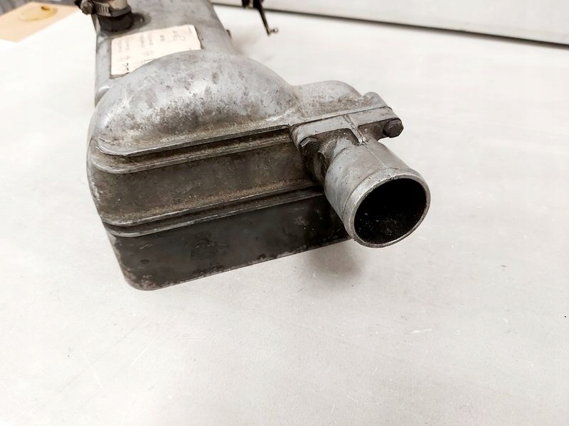 фото №9, W123 mb100 t1 2.4 d om615 om616 крышка клапанов