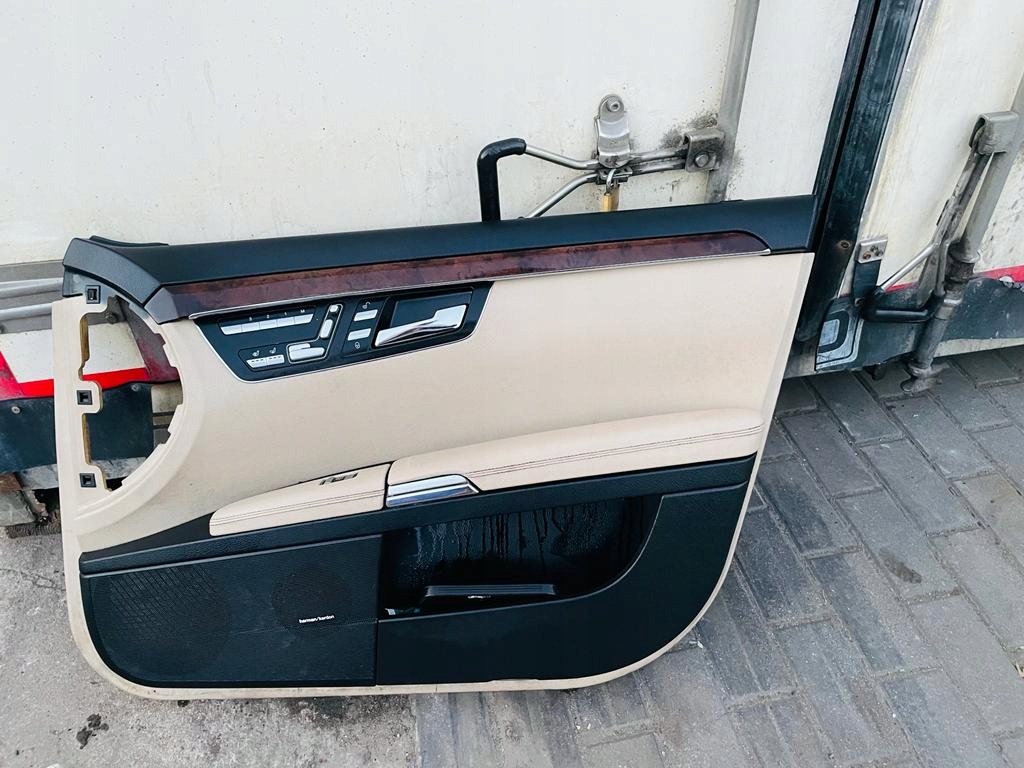 фото №1, Mercedes s klasa w221 обшивка двері передній правий