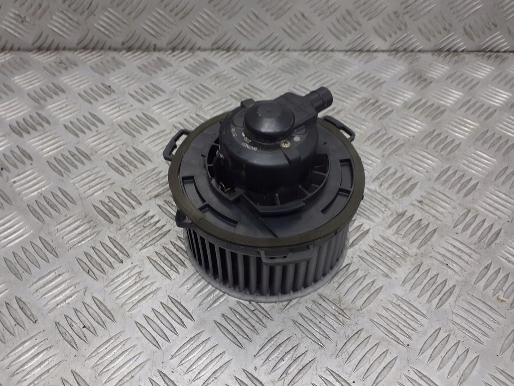 фото №7, Вентилятор обдув mazda 3 bk 894000-0270