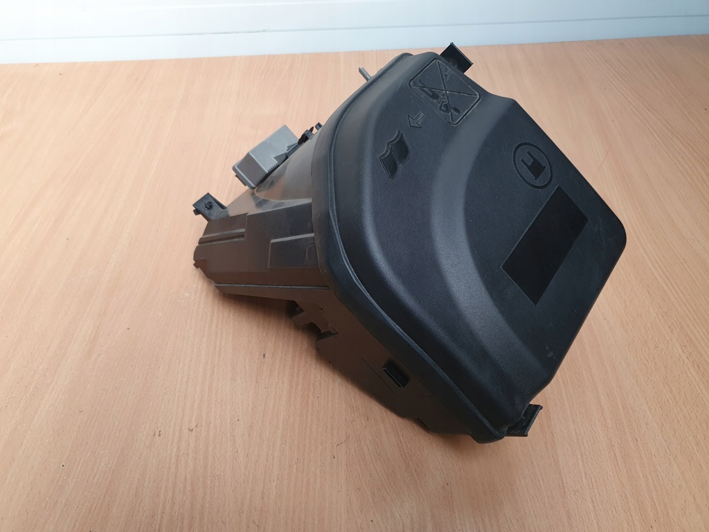 фото №12, Коробка запобіжників корпус свічка citroen ds5