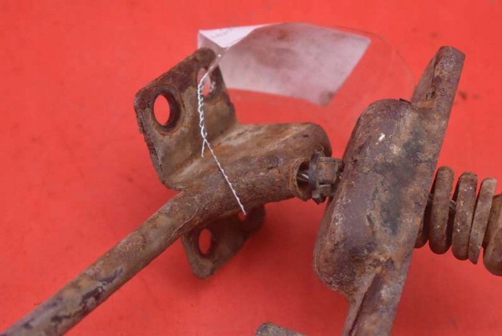 фото №9, Подъемник кронштейн колеса запасного hyundai santa fe 2 ii 06-10