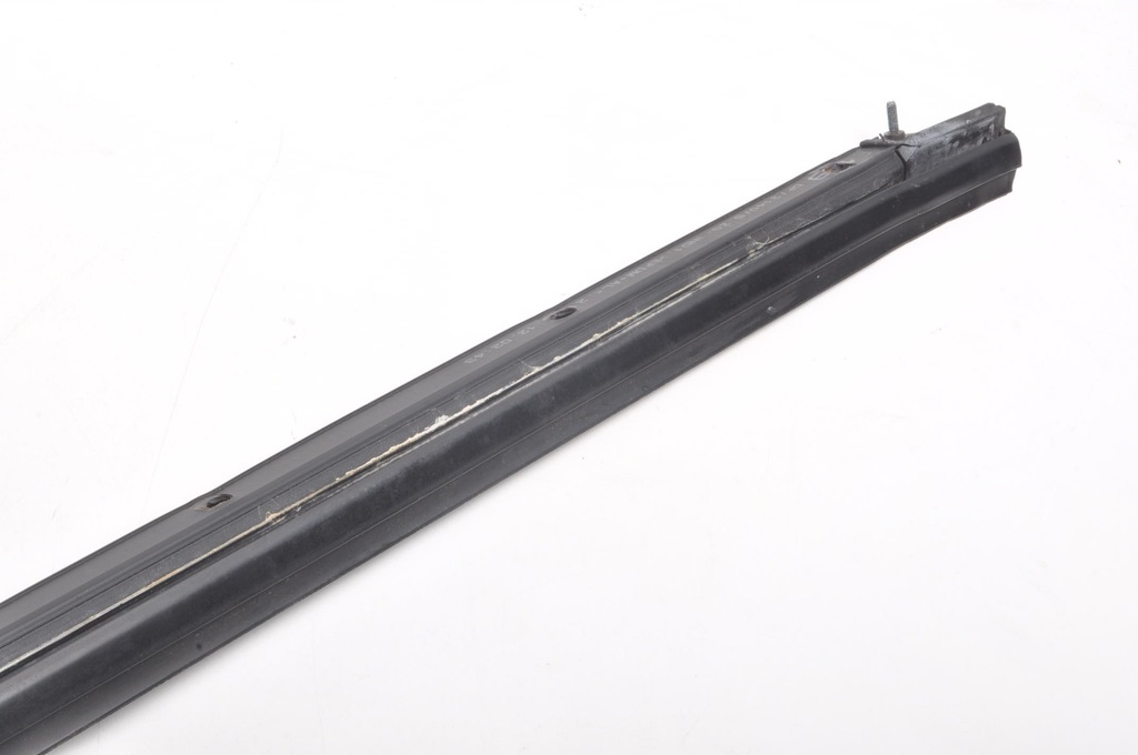 фото №8, Ferrari california 4.3 прокладка дверь правая 069846800