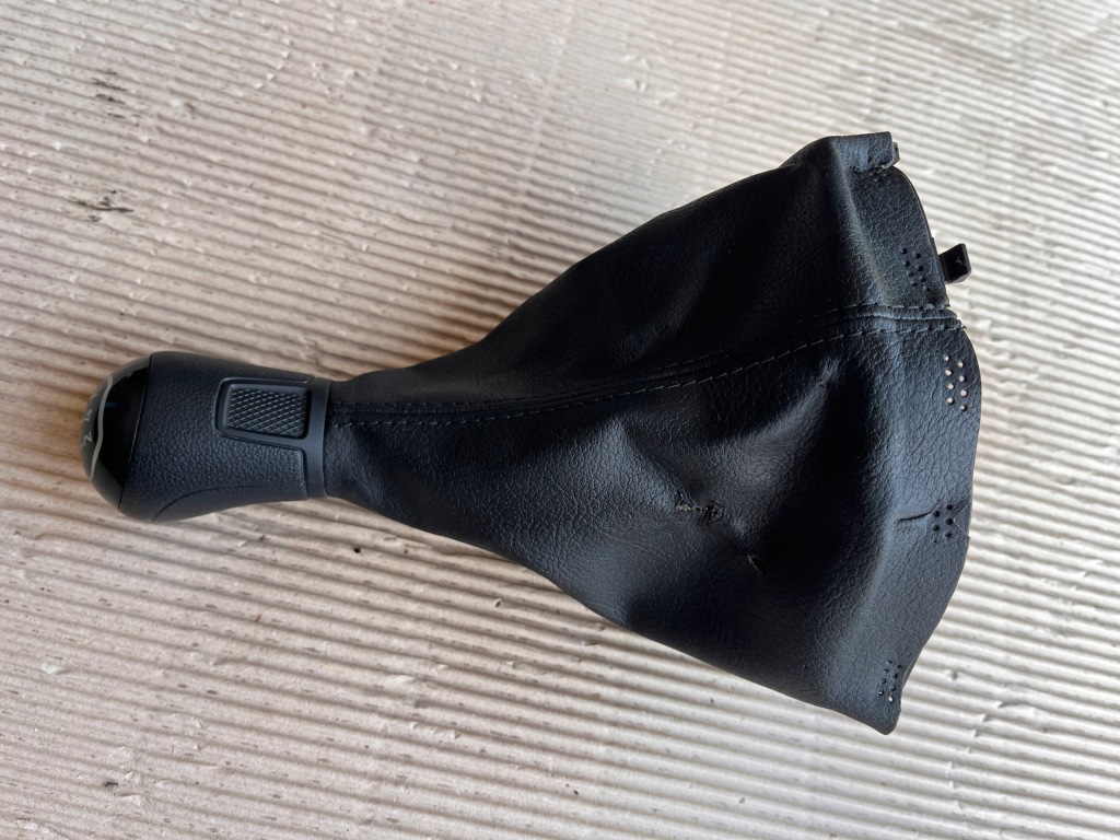 фото №4, Vw up ручка чохол 1s0711113t