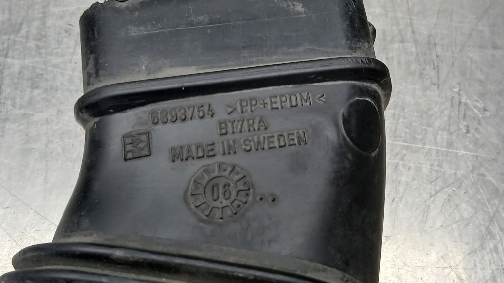 фото №5, Шланг труба воздуха volvo s80 ii v70 iii 2.4 d5 30748216