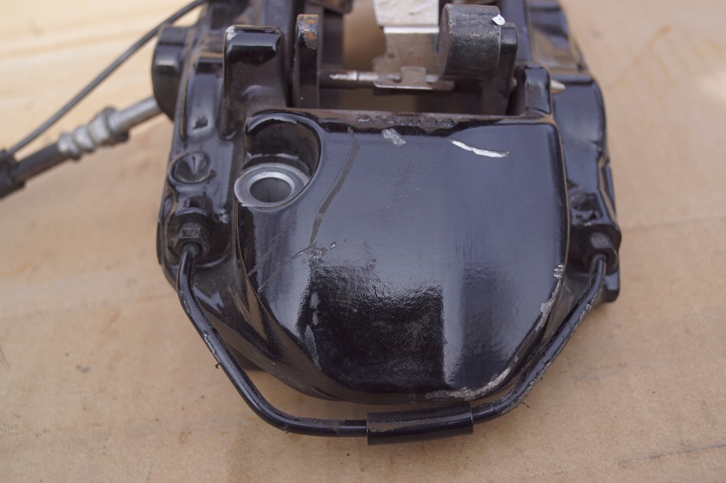 фото №10, Суппорт тормозной правый перед aston martin db11